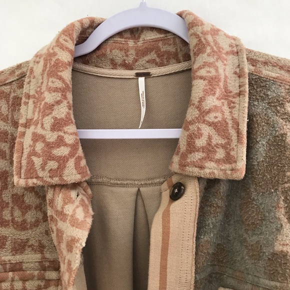 FREE PEOPLE Printed Ruby Jacket In Tea Combo Beige - Picture 5 of 16